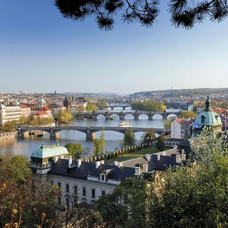 Washington-4 By Interhome * Prag