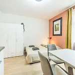 Washington-4 By Interhome Lejlighed Prag